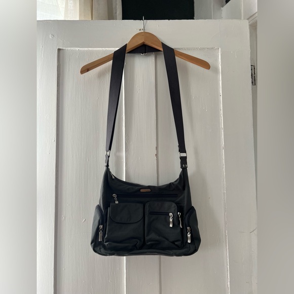 Baggallini Handbags - Baggallini Dark Gray Multi Pocket Crossbody Purse